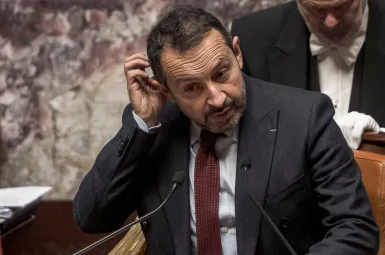 Union des droites à la présidentielle : «Nous on est pas là pour sauver les droites, mais pour sauver la France», rappelle Sébastien Chenu