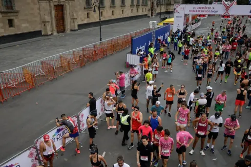 Environ 11.000 concurrents ont été disqualifiés de la 40ᵉ édition du marathon de Mexico pour tricherie.
