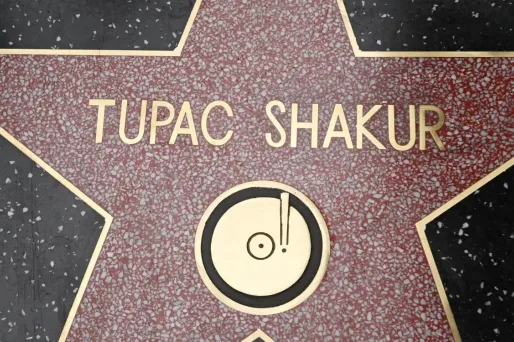 étoile de Tupac Shakur sur Hollywood Boulevard