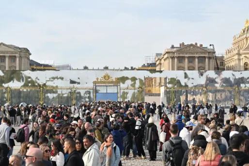 Le château de Versailles a été évacué à plusieurs reprises (Illustration).