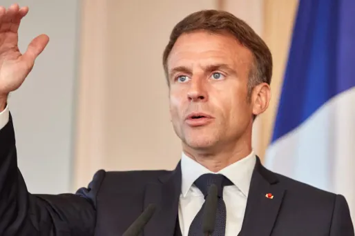 Emmanuel Macron a dénoncé un "chantage inacceptable" du Hamas à propos des otages détenus à Gaza.