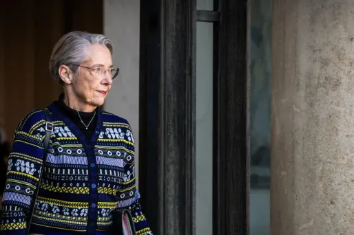 Budget de la Sécu : Élisabeth Borne enclenche un nouveau 49.3 sur la partie recettes