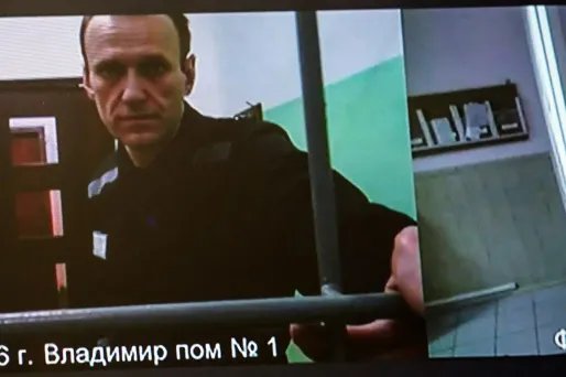 L'opposant russe Alexei Navalny purge une peine de 19 ans de prison pour "extrêmisme".