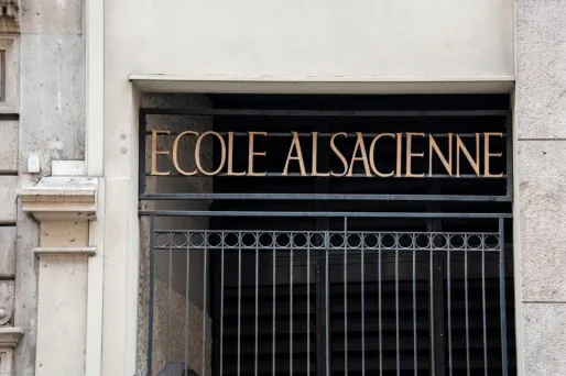 Un ex-professeur de l'école alsacienne est visé par une plainte pour viol.