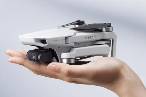 Le drone DJI Mini 2 SE profite d'une offre attractive chez Amazon