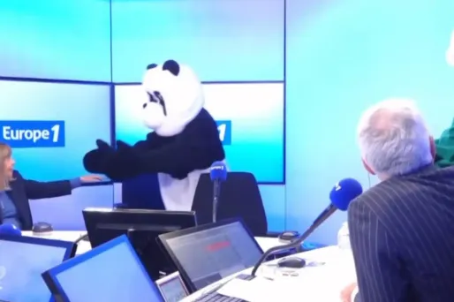Pandi Panda et Bécassine ont rendu visite à Chantal Goya