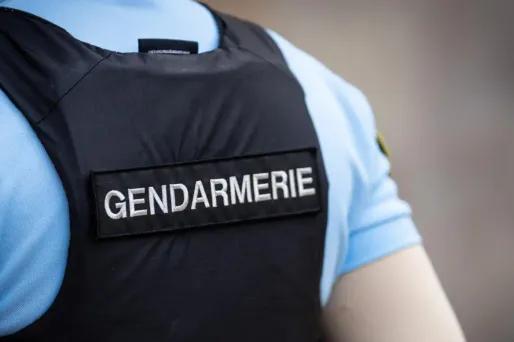 Pas-de-Calais : une femme retrouvée morte à Beussent, enquête ouverte pour homicide
