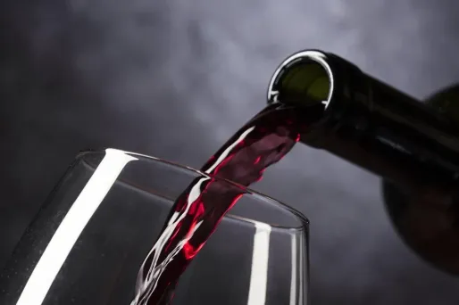 Bourgogne : un homme interpellé pour le vol de plus de 7.000 bouteilles de vin