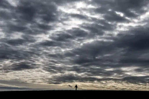 Météo France place six départements en vigilance orange pluies, inondations, risques de crues ou avalanches ce dimanche.