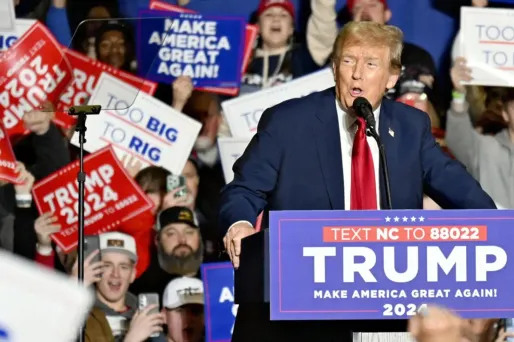 États-Unis : Donald Trump favorable à une restriction de l'IVG au-delà d'un certain nombre de semaines