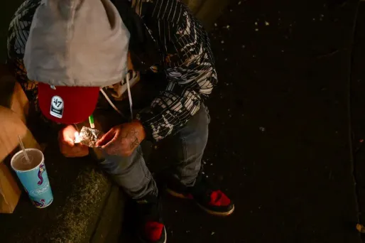 États-Unis : l’Oregon, démocrate, vient de signer la repénalisation des drogues dures