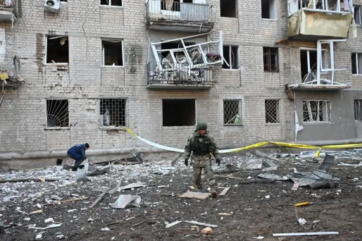 Ukraine : six morts dans l'attaque russe de drones à Kharkiv, selon le maire