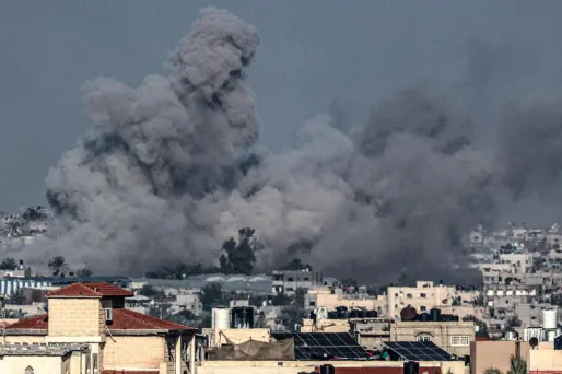 Le mouvement islamiste palestinien Hamas donne lundi sa réponse à une proposition de trêve dans la guerre avec Israël à Gaza.