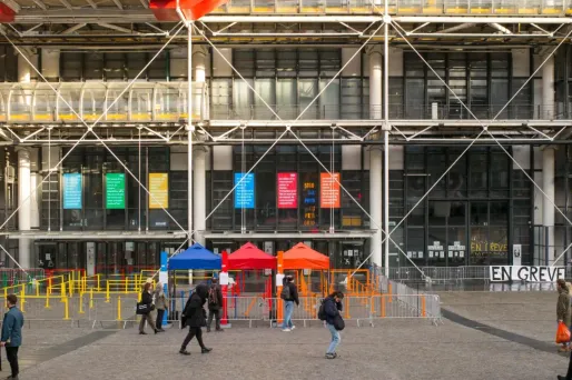 Fermeture du Centre Pompidou, en grève pour une prime JO