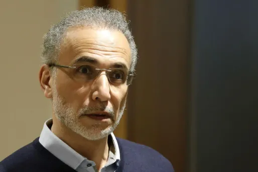 La cour d'appel de Paris renvoie l'islamologue Tariq Ramadan en procès pour viols sur trois femmes