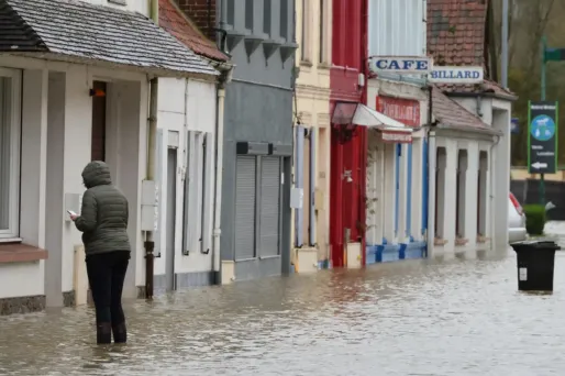 Météo : vigilance rouge «crues» pour la Mayenne et le Maine-et-Loire, trois autres départements en orange