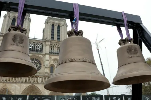 Les cloches de Notre-Dame de Paris retentissent pour la première fois depuis l'incendie de 2019