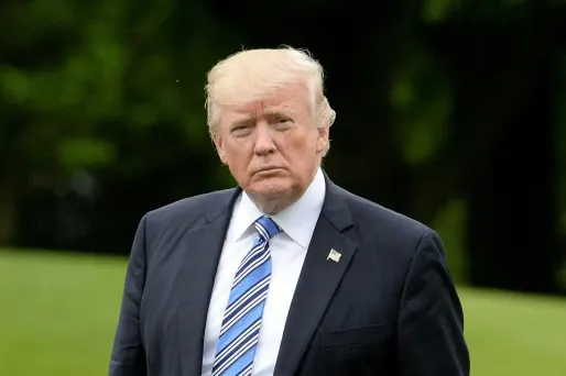 Des élus du Congrès américain ont appelé dimanche à ce que le président américain remette ses éventuels "enregistrements" de conversations avec l'ex-directeur du FBI.