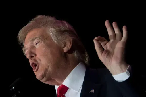 Selon des médias américains, Donald Trump aurait utilisé cette fondation pour payer des amendes réclamées par la justice.