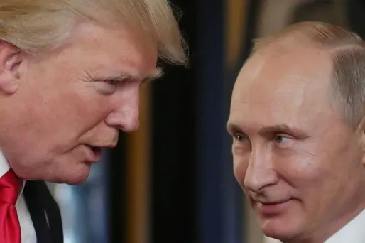 Vladimir Poutine a qualifié samedi d'"absurdités" les accusations d'ingérence russe dans l'élection américaine.