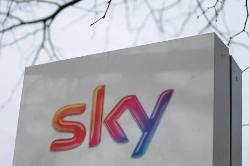 L'autorité britannique de la concurrence va se pencher sur les conséquences du potentiel achat par Fox des 61% de parts du groupe audiovisuel britannique Sky.