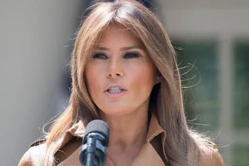 Melania Trump a passé l'essentiel de la semaine à l'hôpital militaire de Walter Reed.