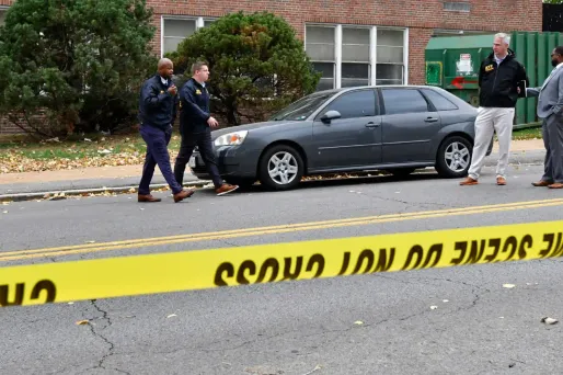 Un petit garçon de six ans a été arrêté vendredi aux États-Unis après avoir tiré en classe sur sa maîtresse d'école primaire, la blessant grièvement. (Illustration)