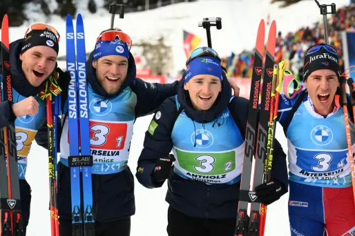 Les Bleus ont retrouvé le sourire en montant sur la deuxième marche du podium lors du relais masculin à Antholz-Anterselva