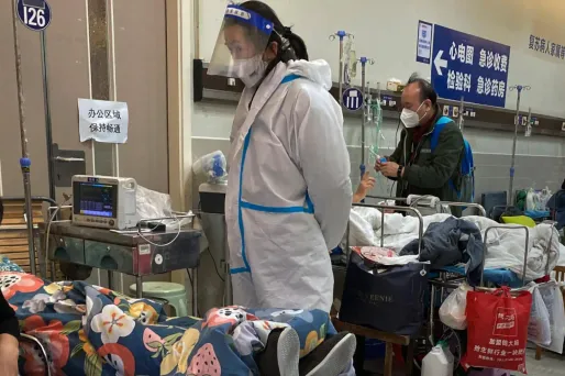 13.000 personnes seraient mortes du Covid en Chine à l'hôpital cette dernière semaine.