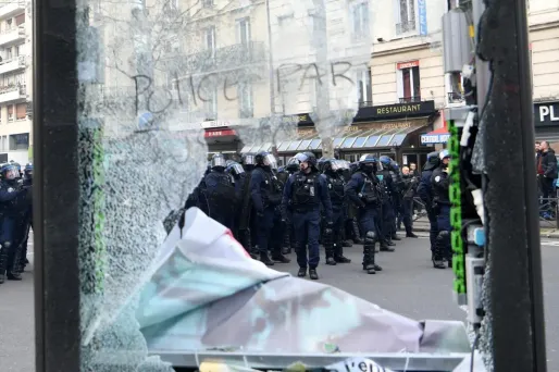 Quelques incidents sont venus perturber le bon déroulé de la manifestation parisienne contre la réforme des retraites.