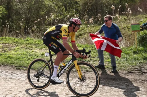 Le Français Christophe Laporte a été victime d'une crevaison dans les derniers instants du Paris-Roubaix
