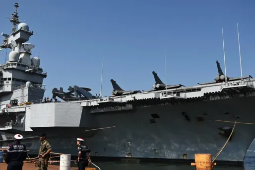 Le porte-avions Charles-de-Gaulle