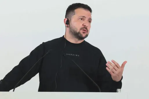 Volodymyr Zelensky réfute la prise totale de Bakhmout par les Russes.