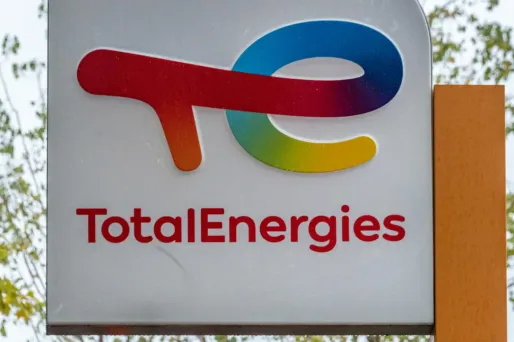 Le PDG de TotalEnergies Patrick Pouyanné a annoncé dimanche une augmentation de 2% pour les salariés du groupe en France.