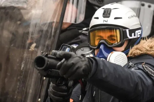 Un tir de flash-ball serait à l'origine du décès du jeune homme. (Illustration)