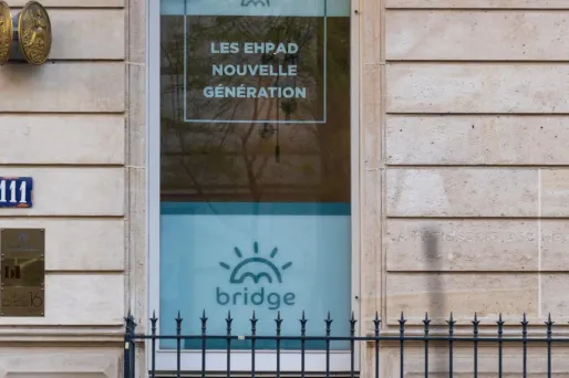 Trois Ehpad du groupe Bridge dans le Haut-Rhin ont été placés sous administration provisoire après des inspections menées par l'Agence régionale de santé (ARS).