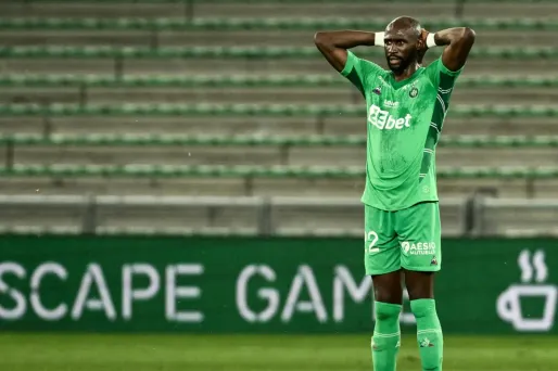 Après 16 journée, Saint-Étienne pointe à la dernière place du classement de la Ligue 2