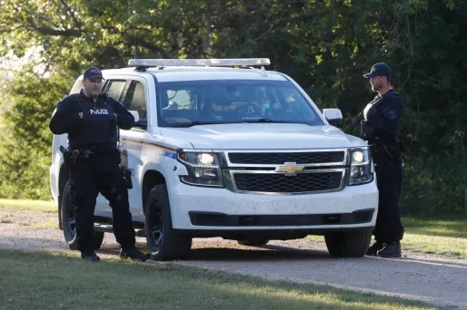 La police canadienne recherche toujours Myles Sanderson.