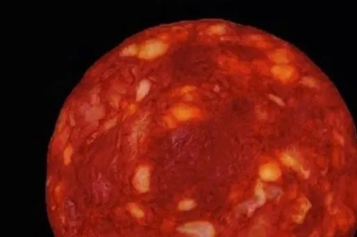 Lescientifique français Etienne Klein avait fait passer une tranche de chorizo pour une étoile sur Twitter.