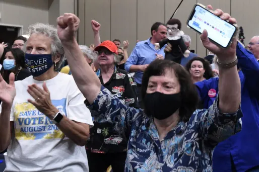 Les électeurs du Kansas se sont prononcés mardi pour le maintien de la garantie constitutionnelle sur l'avortement.