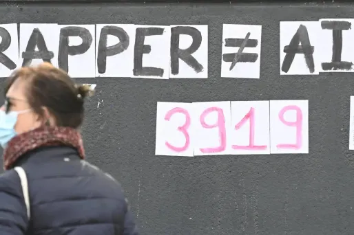 En marge d'une manifestation contre les violences faites aux femmes.