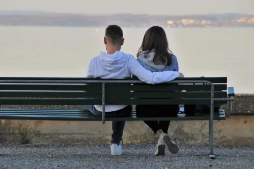 Esther et Djeloul, leur combat pour s'aimer en dehors des conventions religieuses