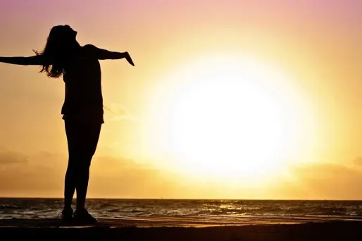 Il est possible d'agir sur notre moral en suivant quelques conseils simple, selon le psychiatre Michel Lejoyeux.