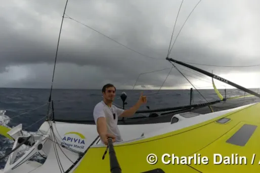 Charlie Dalin a repris la tête de la course.