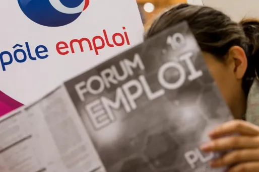 Les signataires de la tribune veulent s'appuyer sur le plan "1 jeune, 1 solution" lancé en juillet dernier par le gouvernement.