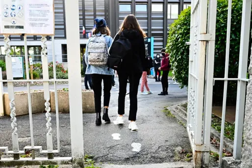 Enseignants et parents d'élèves ont réclamé le report au mois de juin de ces épreuves de spécialité en Terminale.
