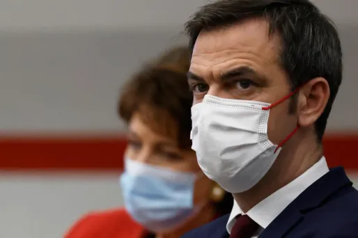 Le ministre de la Santé Olivier Véran a de nouveau justifié le recours à des cabinets de conseil.