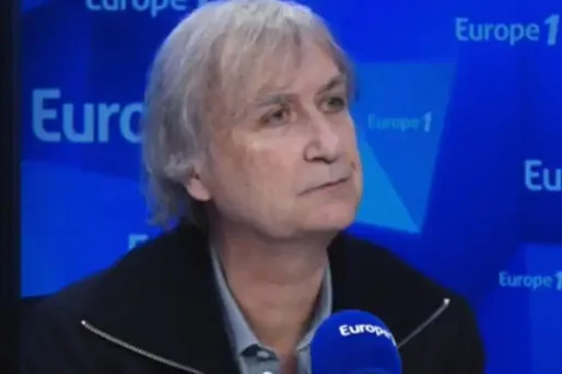 Le dessinateur de presse Plantu raconte son arrivée au Monde au micro d'Isabelle Morizet sur Europe 1.