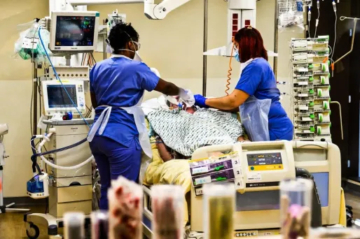 Les réanimations ont légèrement augmenté mardi.