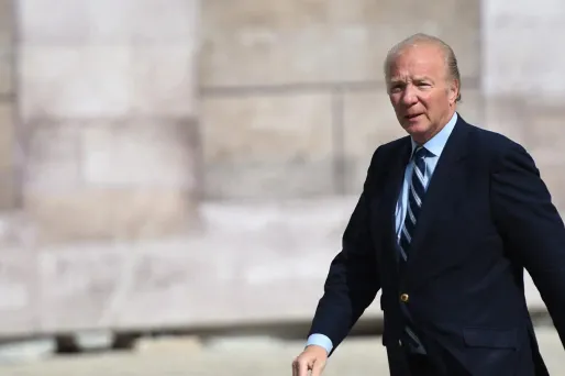 Brice Hortefeux se défend de toute pratique illégale.